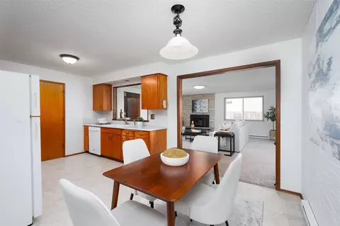 Dining - 109 161st St SE, Bothell, WA 98012 photo 2 of 3