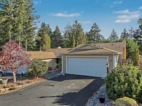7117 40th St W #7, University Place, WA 98466