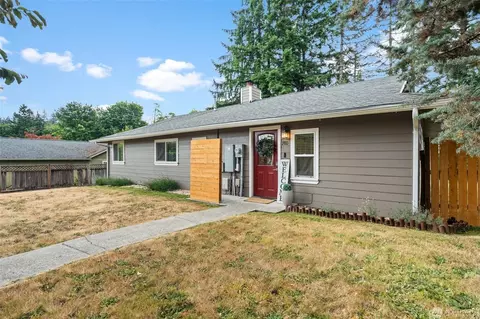 280 Flower Meadows St, Port Orchard, WA 98366