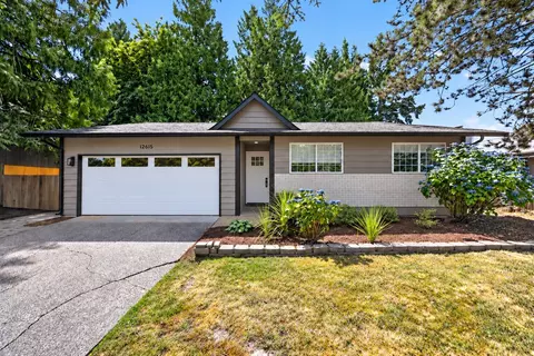 12615 SE 318th Way, Auburn, WA 98092
