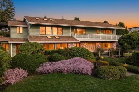 18805 94th Ave W, Edmonds, WA 98020