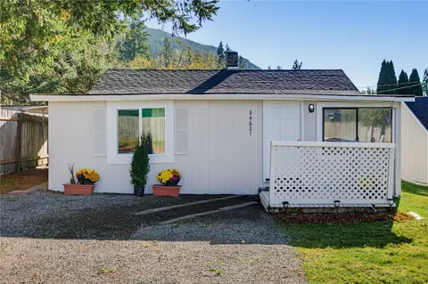 34621 SE 268th Pl, Ravensdale, WA 98051