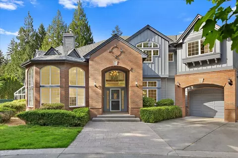 8207 228th St SE, Woodinville, WA 98072