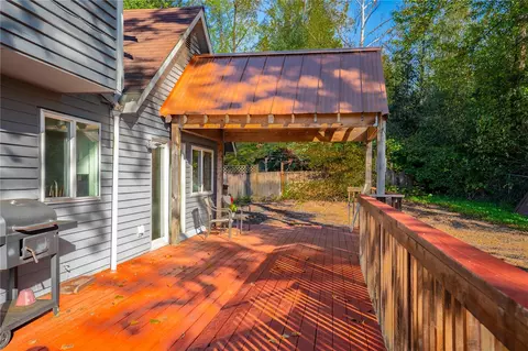Exterior - 1230 224th Pl SW, Bothell, WA 98021 photo 8 of 16
