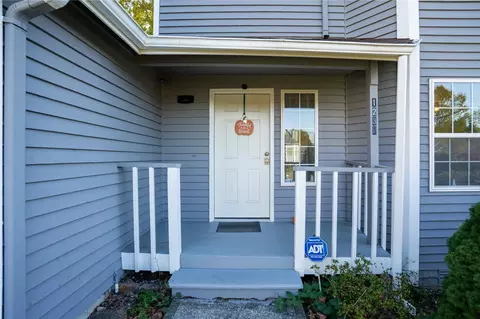Exterior - 1230 224th Pl SW, Bothell, WA 98021 photo 2 of 16
