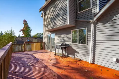 Exterior - 1230 224th Pl SW, Bothell, WA 98021 photo 7 of 16