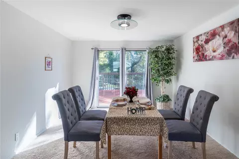 Dining - 1230 224th Pl SW, Bothell, WA 98021 photo 1 of 2