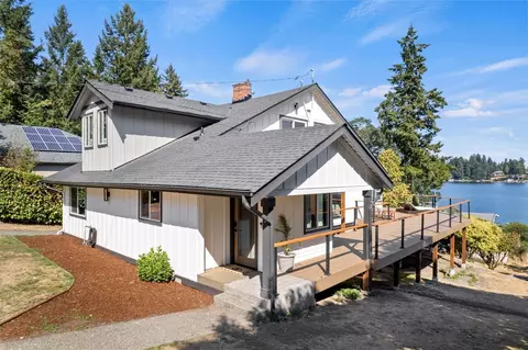 95 W Shore Ave SW, Lakewood, WA 98498