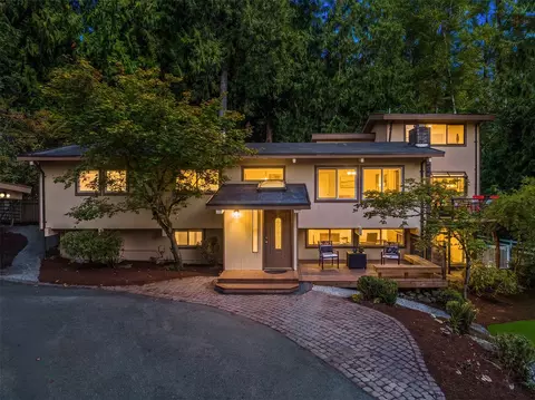 12034 206th Pl SE, Issaquah, WA 98027
