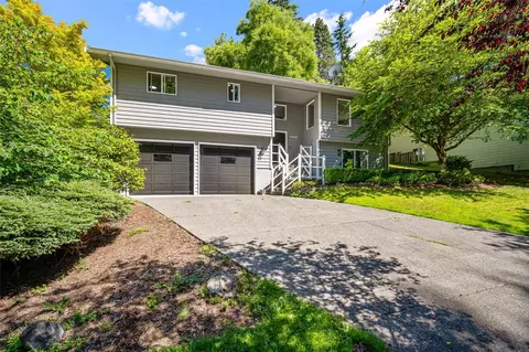 1216 E Clearbrook Dr, Bellingham, WA 98229