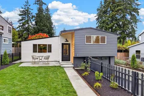 14347 Ashworth Ave N, Seattle, WA 98133
