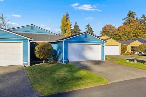 303 105th St E, Tacoma, WA 98445
