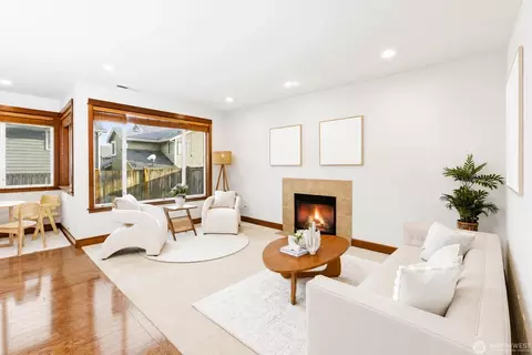 Living - 3130 171st Pl SE, Bothell, WA 98012 photo 6 of 9