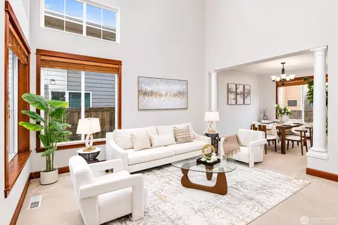 Living - 3130 171st Pl SE, Bothell, WA 98012 photo 4 of 9