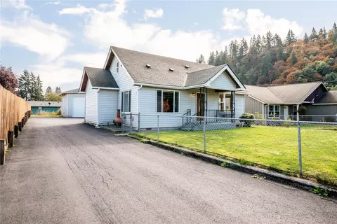 Other - 2052 40th Ave, Longview, WA 98632 photo 1 of 8