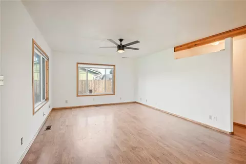 Living - 2052 40th Ave, Longview, WA 98632 photo 1 of 5