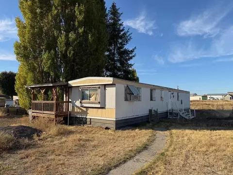 26 Merriam St, Davenport, WA 99122