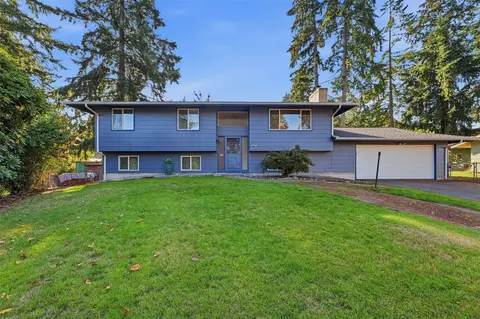 10708 110th St SW, Lakewood, WA 98498