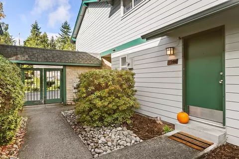 14534 30th Ave NE #C-7, Shoreline, WA 98155