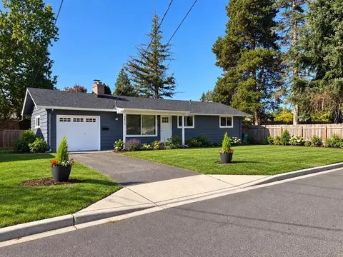 2613 Pike St SE, Auburn, WA 98002
