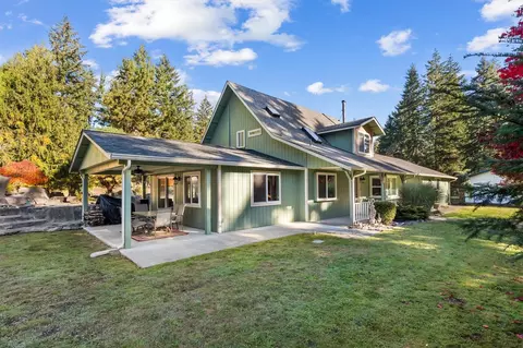 13524 Land Ln SE, Rainier, WA 98576