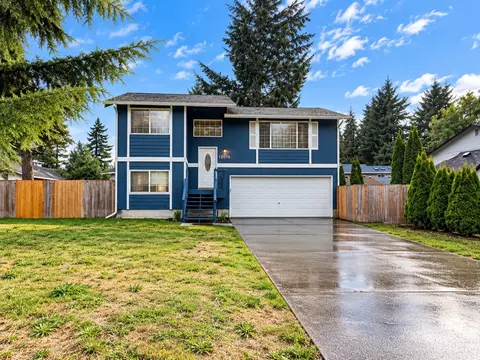 12016 153rd St E, Puyallup, WA 98374