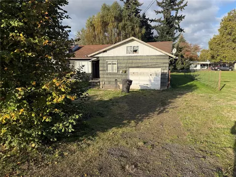 1425 River Rd, Longview, WA 98632