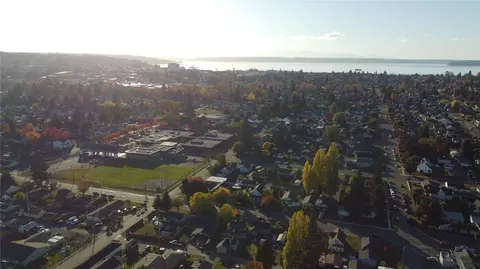 View/Area - 2119 Walnut St #B, Everett, WA 98201 photo 3 of 3