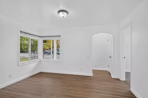 Living - 2119 Walnut St #B, Everett, WA 98201 photo 1 of 2