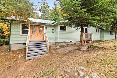 231 Elderberry Ln, Port Angeles, WA 98362