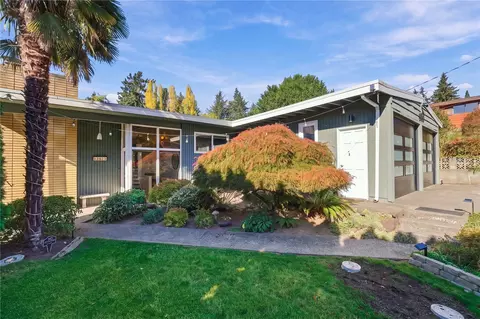 12025 21st Ave SW, Burien, WA 98146