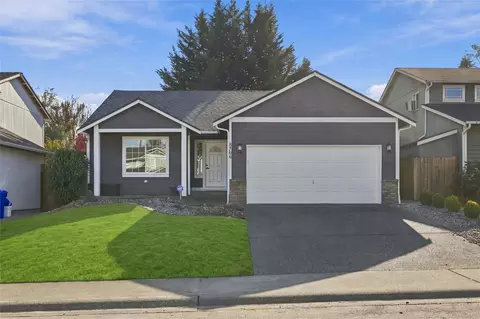 8706 161st St E, Puyallup, WA 98375