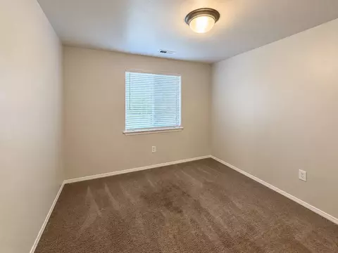 Bedroom - 25513 35th Ave E, Spanaway, WA 98387 photo 1 of 5