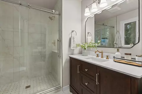 Bath - 3422 201st Pl SE, Bothell, WA 98012 photo 1 of 3