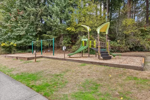 View/Area - 3422 201st Pl SE, Bothell, WA 98012 photo 4 of 5
