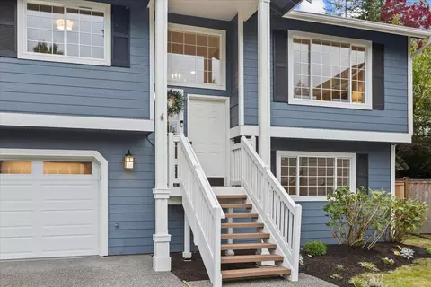 Exterior - 3422 201st Pl SE, Bothell, WA 98012 photo 9 of 11