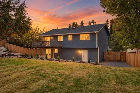 Exterior - 3422 201st Pl SE, Bothell, WA 98012 photo 10 of 11
