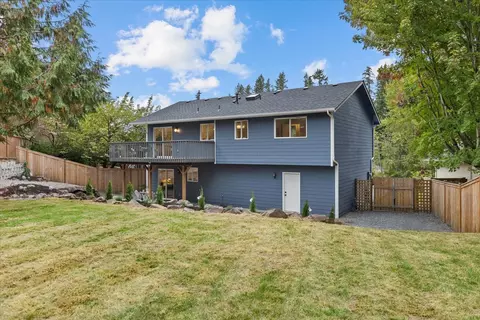 Exterior - 3422 201st Pl SE, Bothell, WA 98012 photo 6 of 11