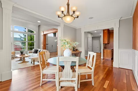 Dining - 1519 NW 36th Ave, Camas, WA 98607 photo 1 of 1