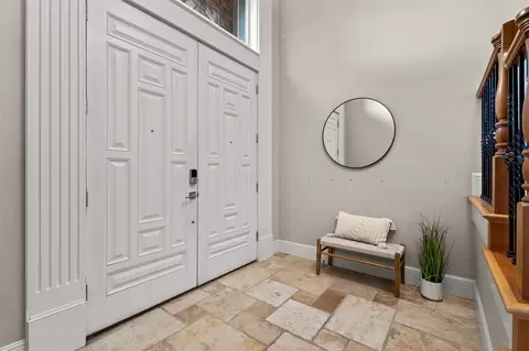 Entry Way - 1519 NW 36th Ave, Camas, WA 98607 photo 3 of 4