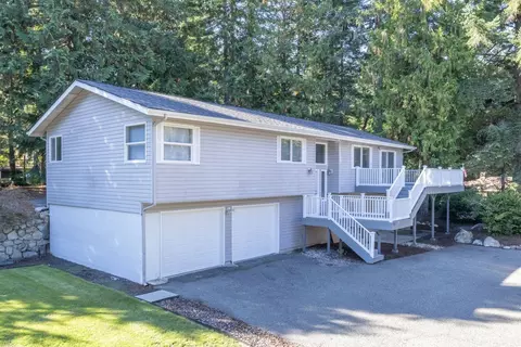 1900 Jackson Dr NW, Bremerton, WA 98312
