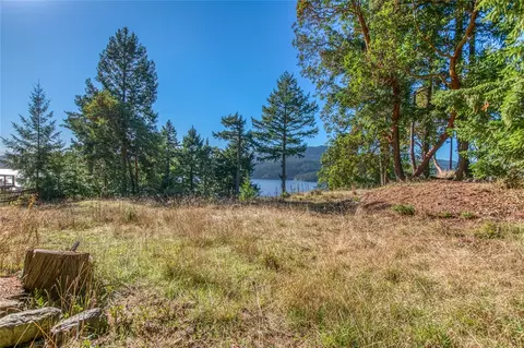 980 Palisades Dr, Orcas Island, WA 98245 photo 2