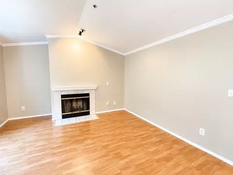Living - 19418 Bothell Way NE #A302, Bothell, WA 98011 photo 1 of 4