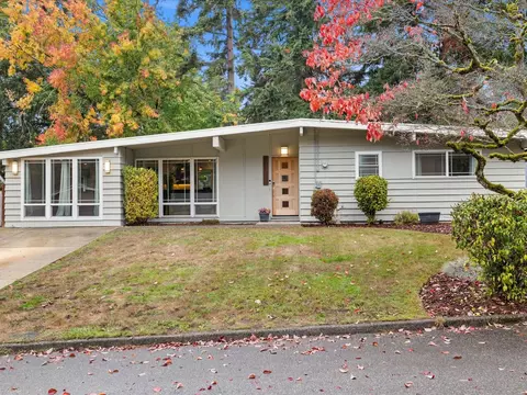 15718 NE 1st Pl, Bellevue, WA 98008