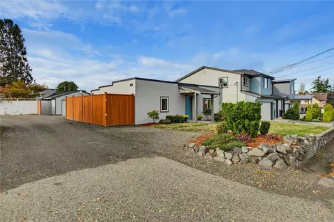 1530 S Walters Rd, Tacoma, WA 98465