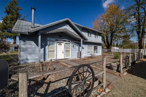 20200 Grand Mound Way SW, Centralia, WA 98531