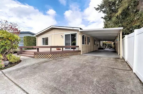 32820 20th Ave S #76, Federal Way, WA 98003