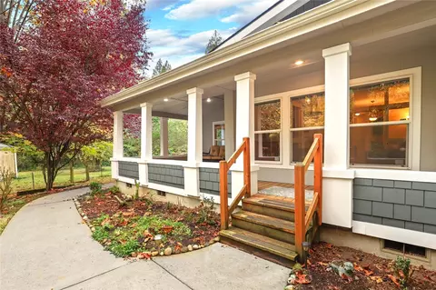 4087 SE Burley Olalla Rd, Olalla, WA 98359
