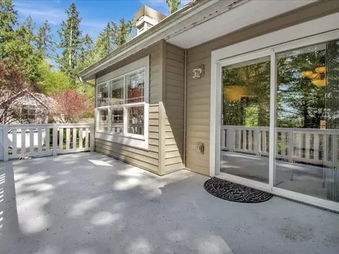 Exterior - 710 228th St SW #203, Bothell, WA 98021 photo 1 of 1