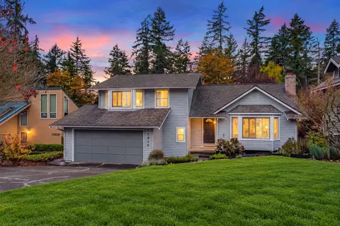 11915 80th Pl NE, Kirkland, WA 98034